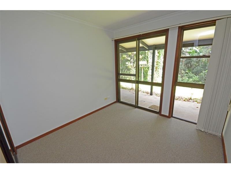 38 Kinabalu Drive, Tamborine Mountain QLD 4272