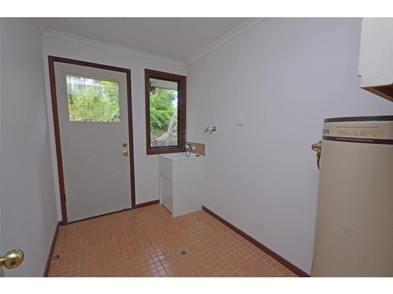 38 Kinabalu Drive, Tamborine Mountain QLD 4272