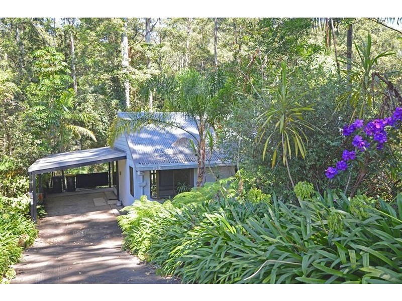 38 Kinabalu Drive, Tamborine Mountain QLD 4272