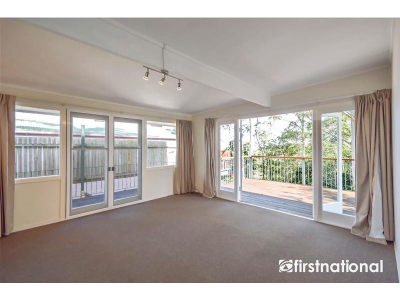 9 Witherby Crescent, Tamborine Mountain QLD 4272