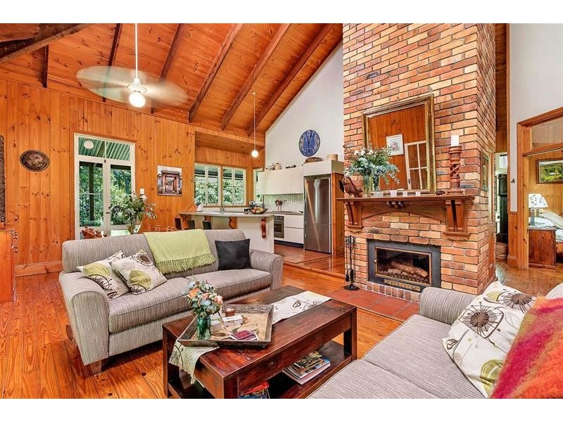 42 Welches Road, Wongawallan QLD 4210