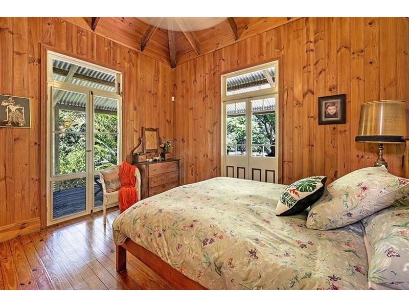 42 Welches Road, Wongawallan QLD 4210