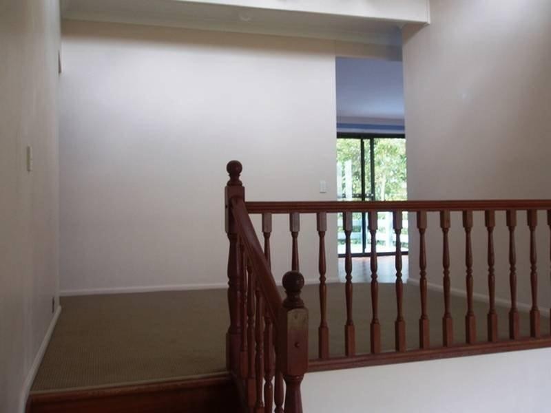 Eagle Heights QLD 4271