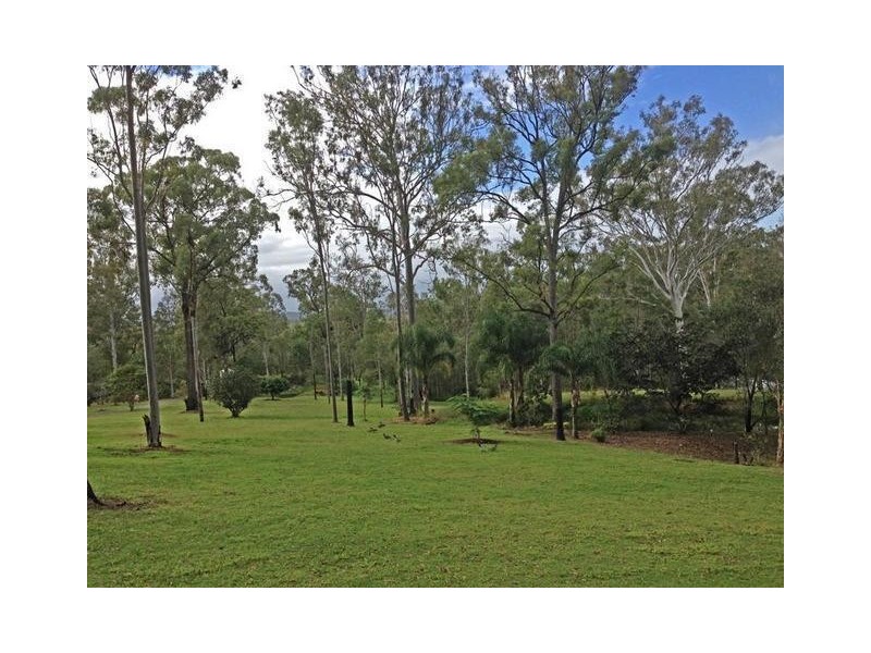 265 Tamborine Mountain Road, Tamborine QLD 4270