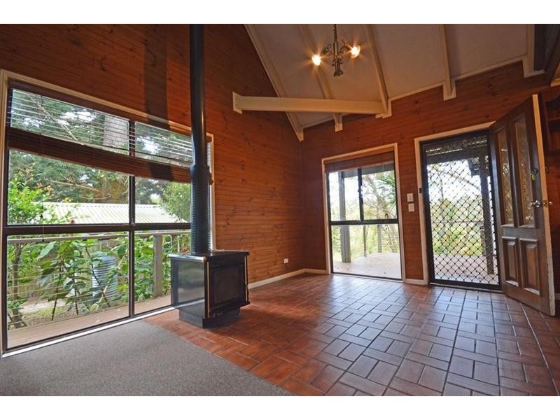 147 Macdonnell Road, Tamborine Mountain QLD 4272