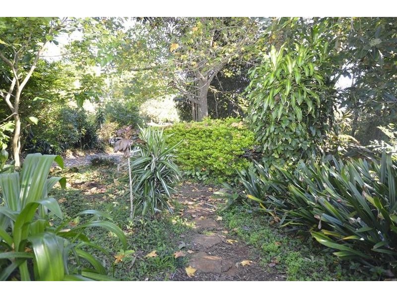 35 Ben Nevis Street, Tamborine Mountain QLD 4272