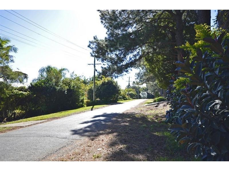 35 Ben Nevis Street, Tamborine Mountain QLD 4272