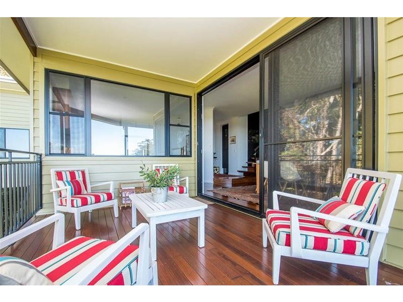 7 Cliff Way, Tamborine Mountain QLD 4272