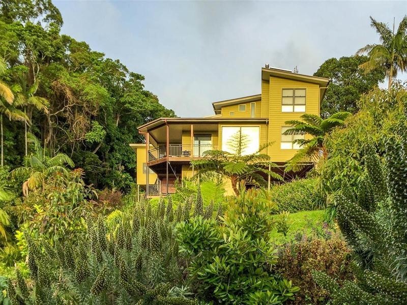 7 Cliff Way, Tamborine Mountain QLD 4272