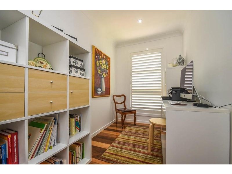 7 Cliff Way, Tamborine Mountain QLD 4272