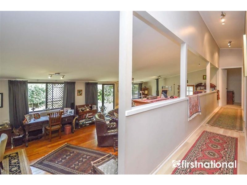 7 Kootenai Drive, Tamborine Mountain QLD 4272