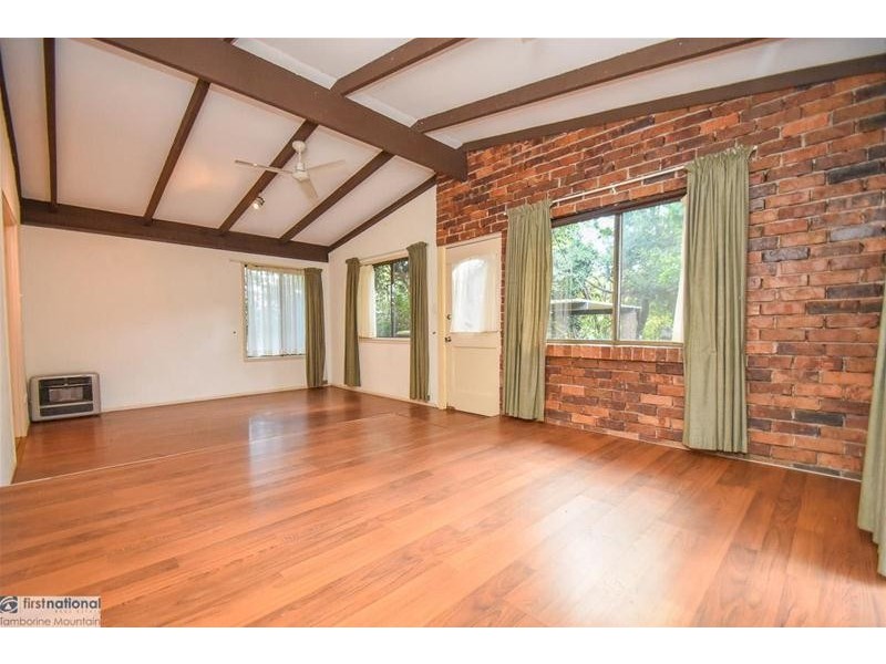 22 Beechmont Avenue, Tamborine Mountain QLD 4272