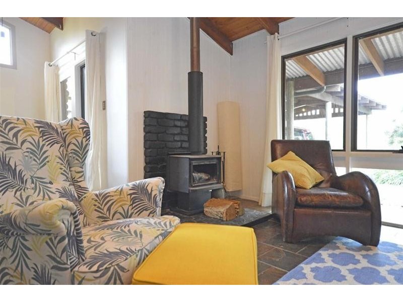 27 Ben Nevis Street, Tamborine Mountain QLD 4272