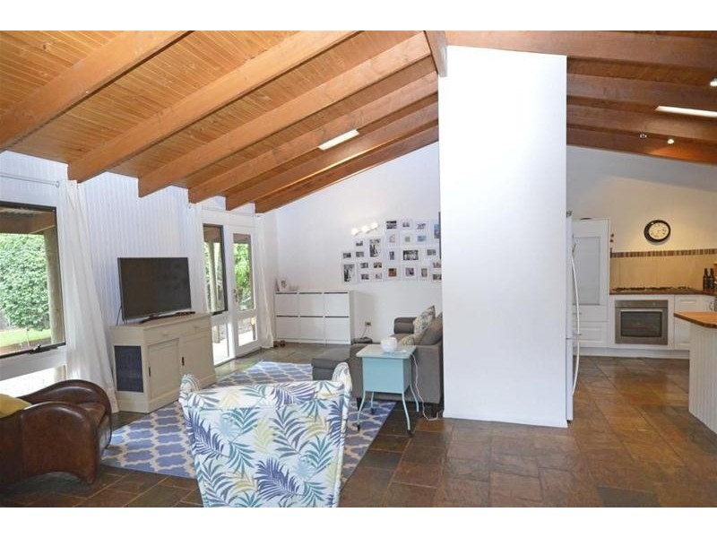 27 Ben Nevis Street, Tamborine Mountain QLD 4272