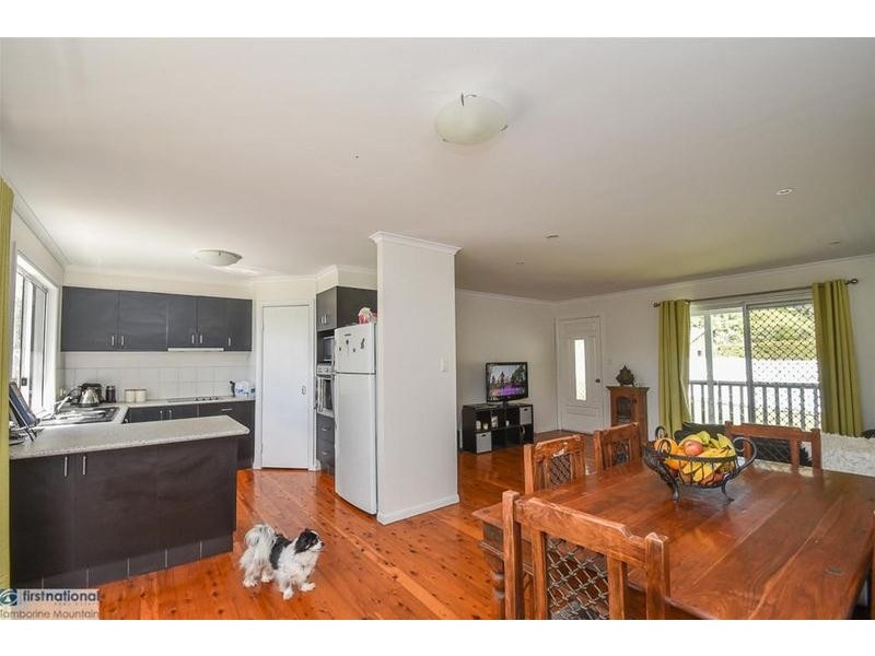 4 Hermon Road, Tamborine Mountain QLD 4272