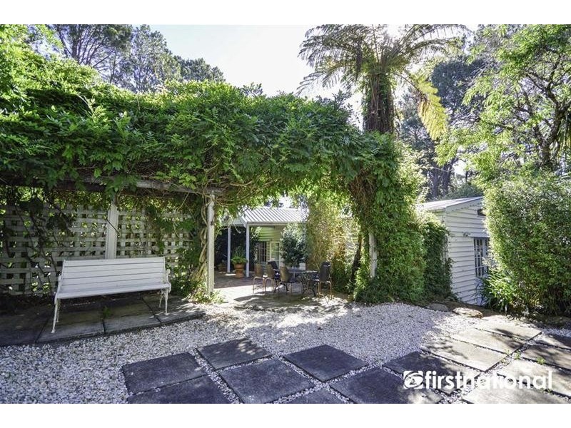 216 to 226 Cnr Curtis and Long Road, Tamborine Mountain QLD 4272