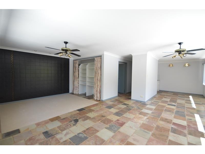 45 Sequoia Drive, Tamborine Mountain QLD 4272