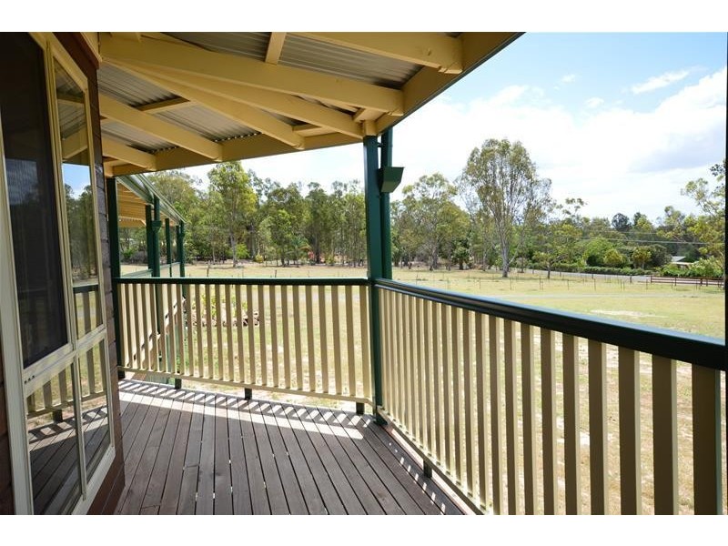 69 Hazel Road, Tamborine QLD 4270