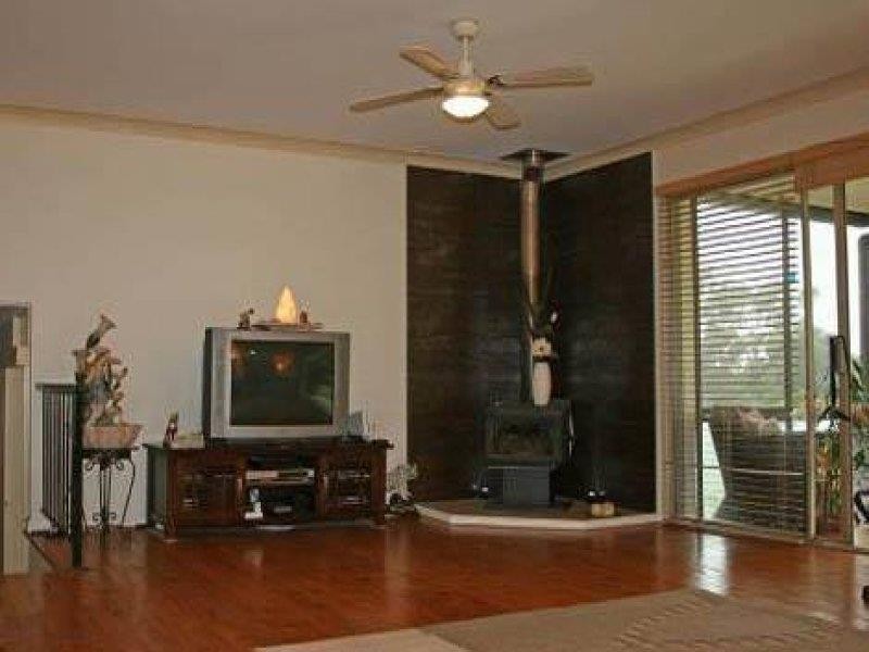 17  Kalmia Court, Tamborine Mountain QLD 4272