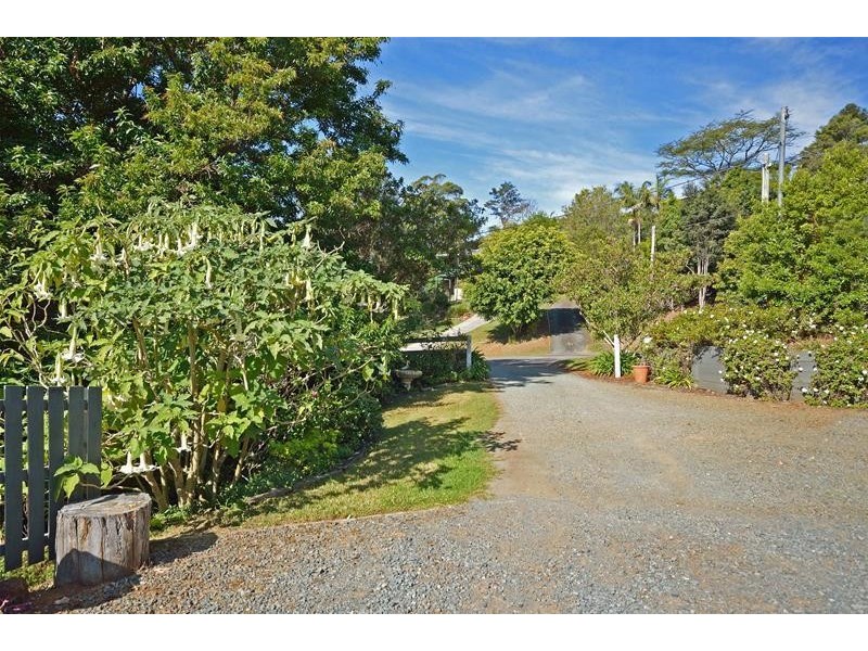 17  Kalmia Court, Tamborine Mountain QLD 4272