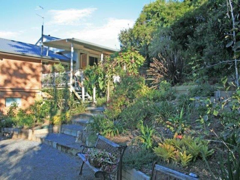 17  Kalmia Court, Tamborine Mountain QLD 4272