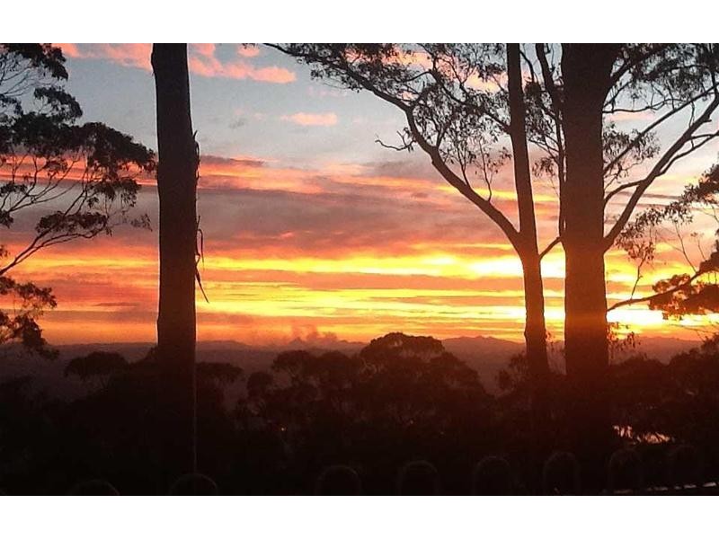 246 Beacon Road, Tamborine Mountain QLD 4272