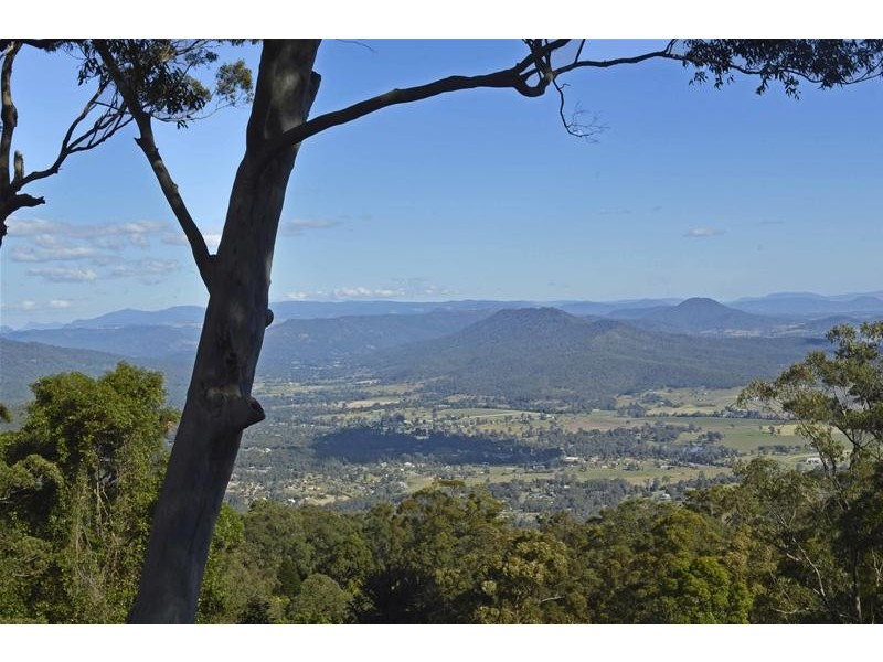 246 Beacon Road, Tamborine Mountain QLD 4272