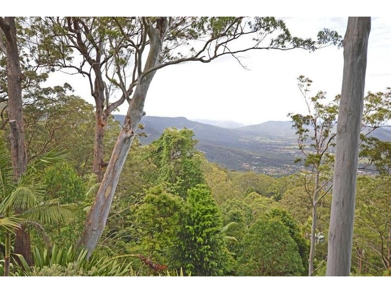 246 Beacon Road, Tamborine Mountain QLD 4272