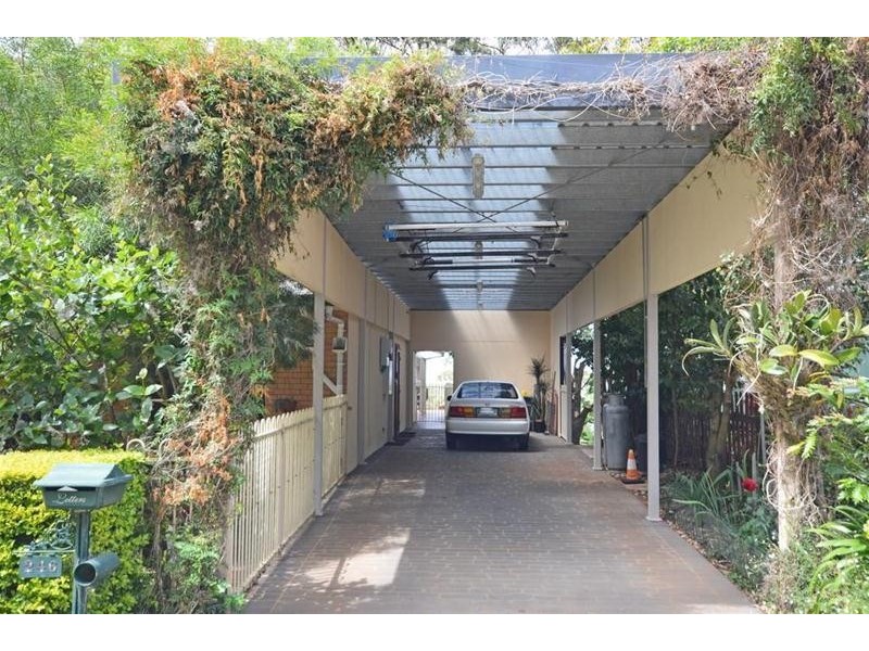 246 Beacon Road, Tamborine Mountain QLD 4272