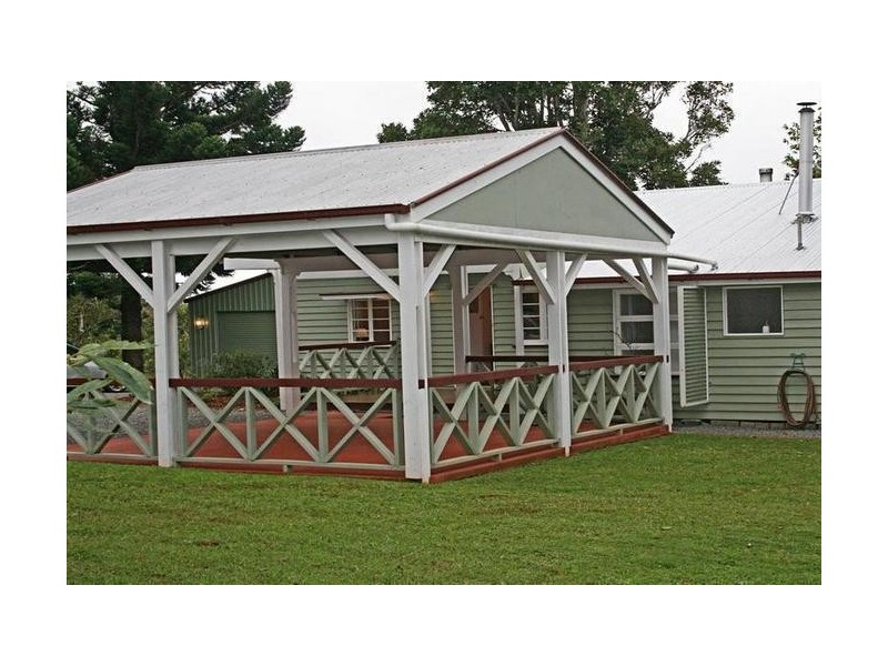 60 Lahey Road, North Tamborine QLD 4272