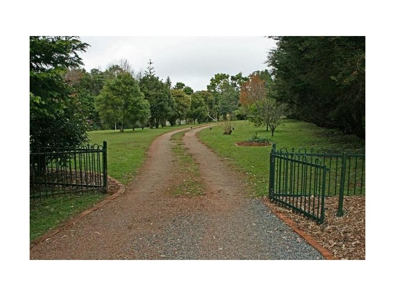 60 Lahey Road, North Tamborine QLD 4272