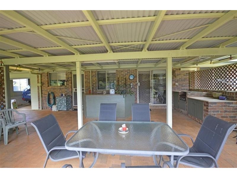 9 Corypha Court, Tamborine Mountain QLD 4272