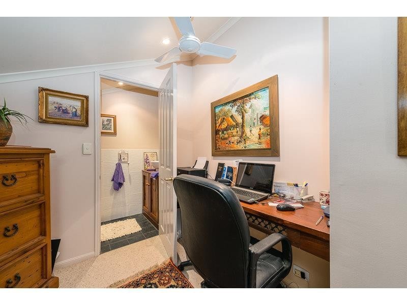 13 Paradise Drive, Tamborine Mountain QLD 4272