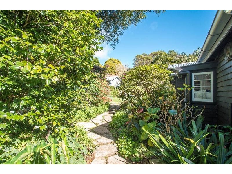 56 Wongawallan Road, Tamborine Mountain QLD 4272