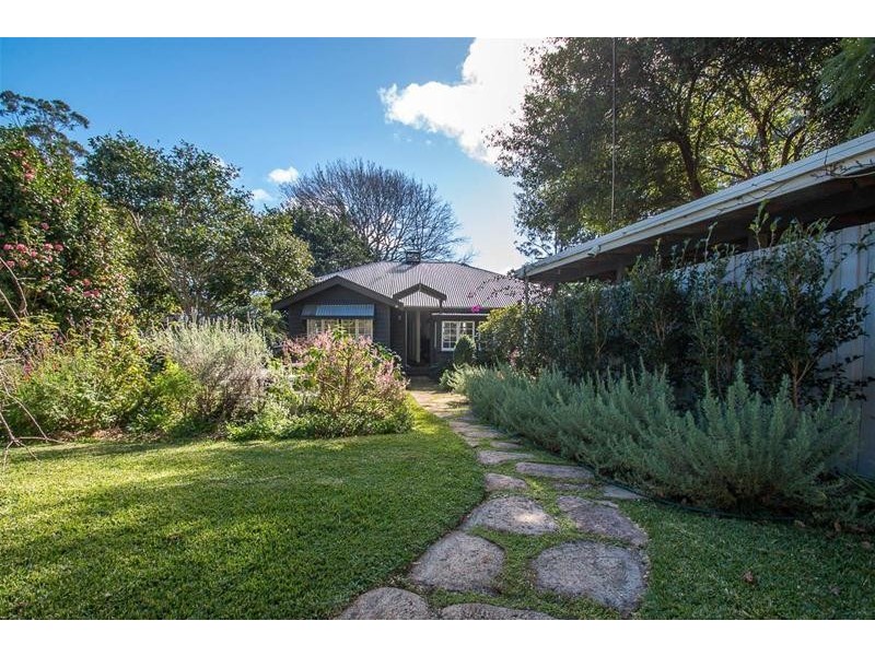 56 Wongawallan Road, Tamborine Mountain QLD 4272