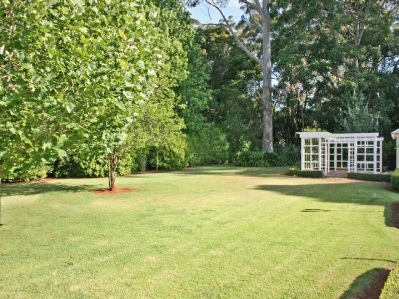 27 Normandie Court, Tamborine Mountain QLD 4272