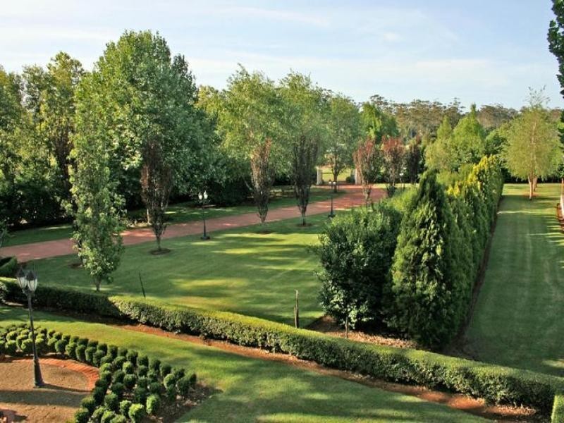 27 Normandie Court, Tamborine Mountain QLD 4272