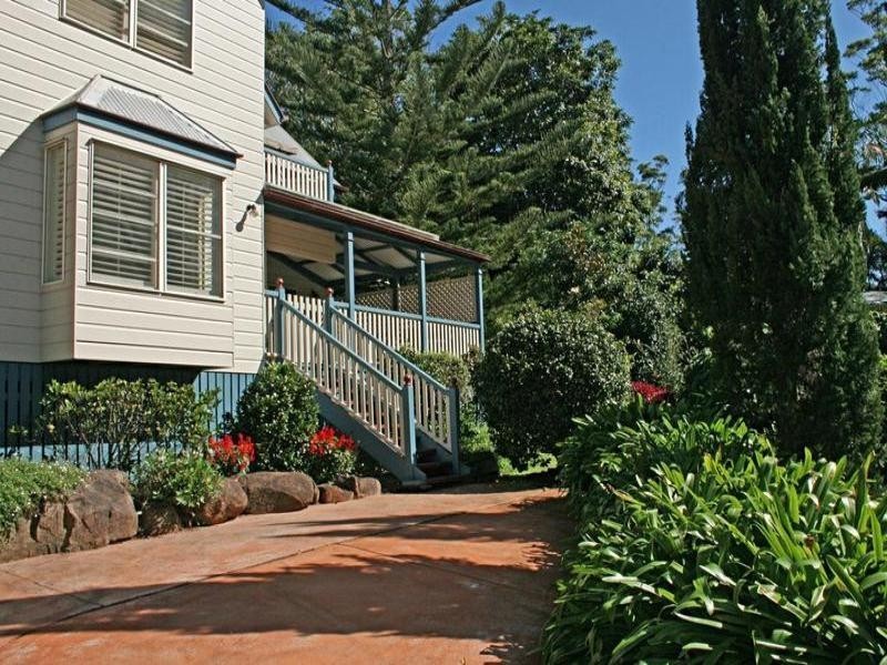 30 North Street, Tamborine Mountain QLD 4272