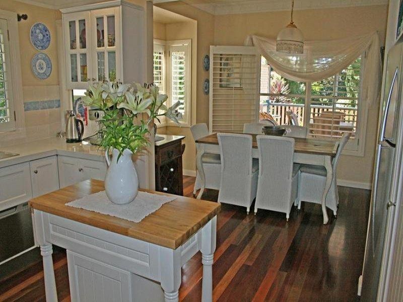 30 North Street, Tamborine Mountain QLD 4272