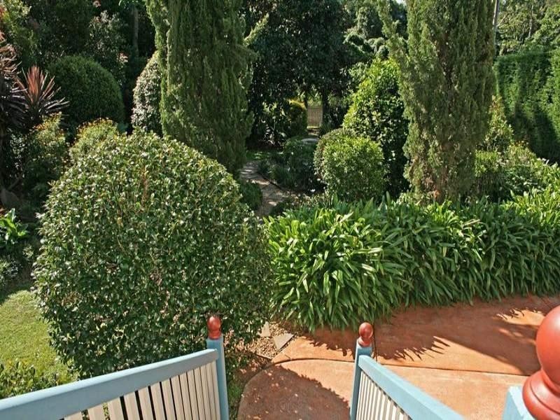 30 North Street, Tamborine Mountain QLD 4272