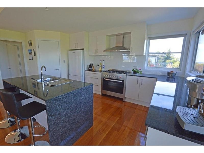 38 Coomera Gorge Drive, Tamborine Mountain QLD 4272