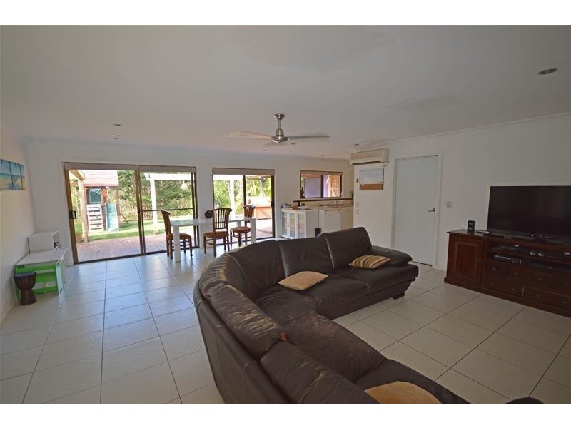 26 Ladds Ridge Road, Burleigh Heads QLD 4220