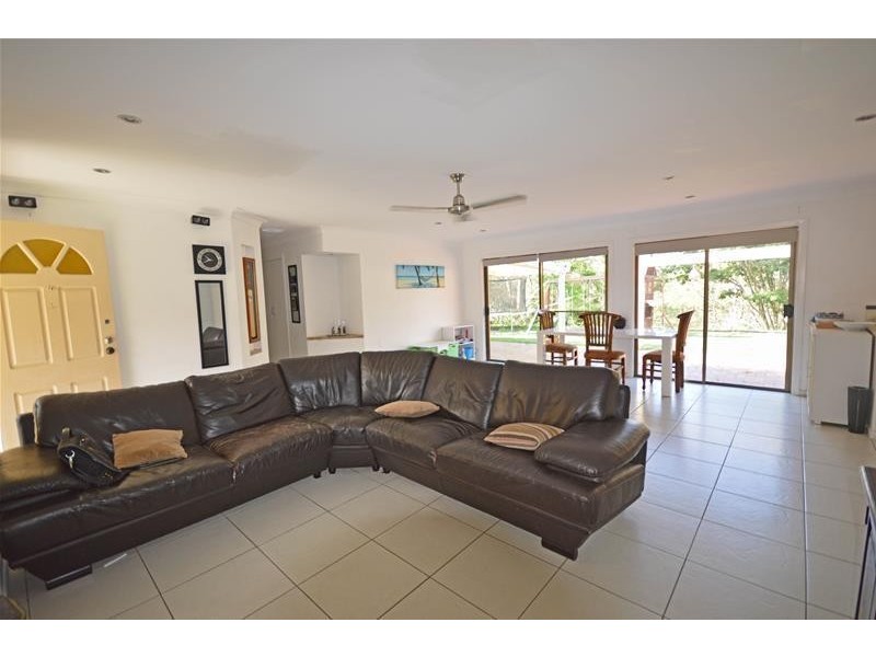 26 Ladds Ridge Road, Burleigh Heads QLD 4220