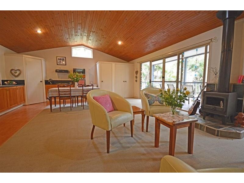 22 Lucania Court, Tamborine Mountain QLD 4272