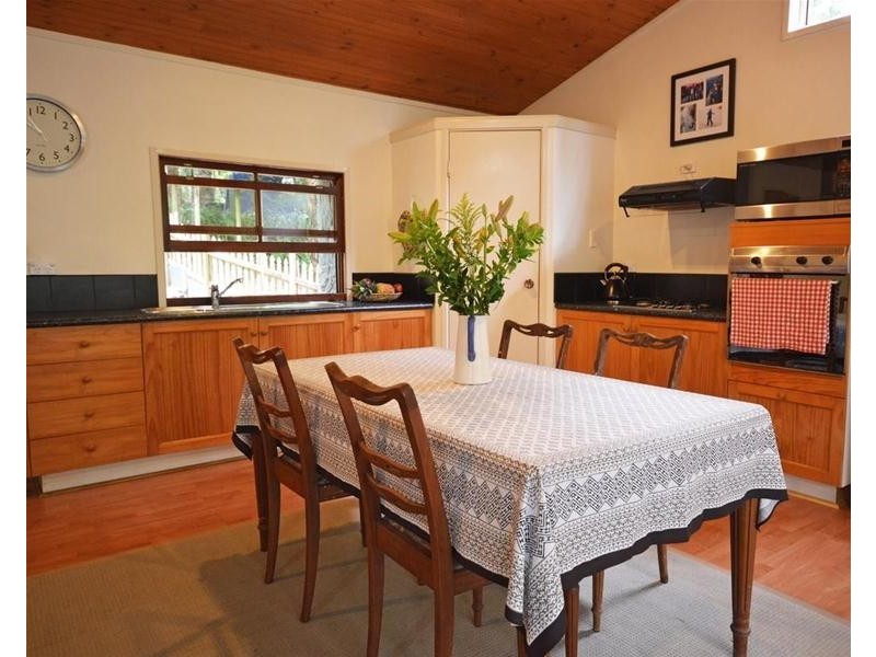 22 Lucania Court, Tamborine Mountain QLD 4272