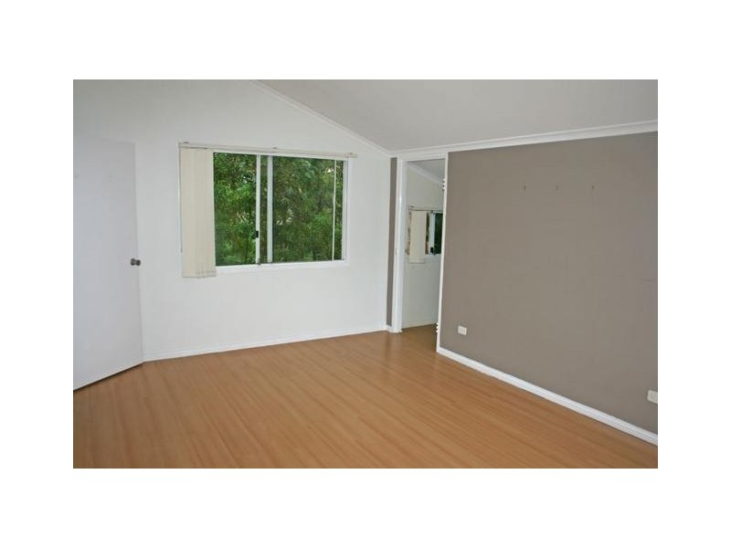 Eagle Heights QLD 4271