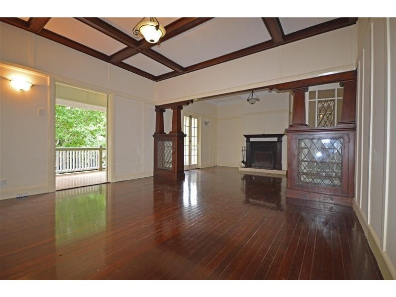 77 Freemont Drive, Tamborine Mountain QLD 4272