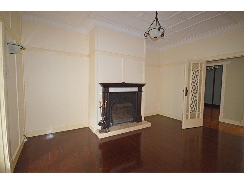 77 Freemont Drive, Tamborine Mountain QLD 4272