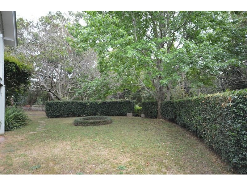 77 Freemont Drive, Tamborine Mountain QLD 4272