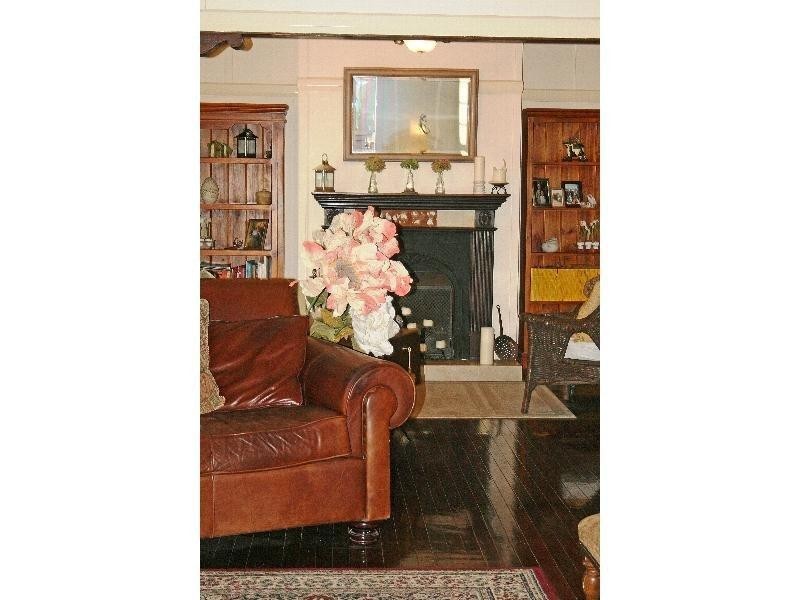 77 Freemont Drive, Tamborine Mountain QLD 4272